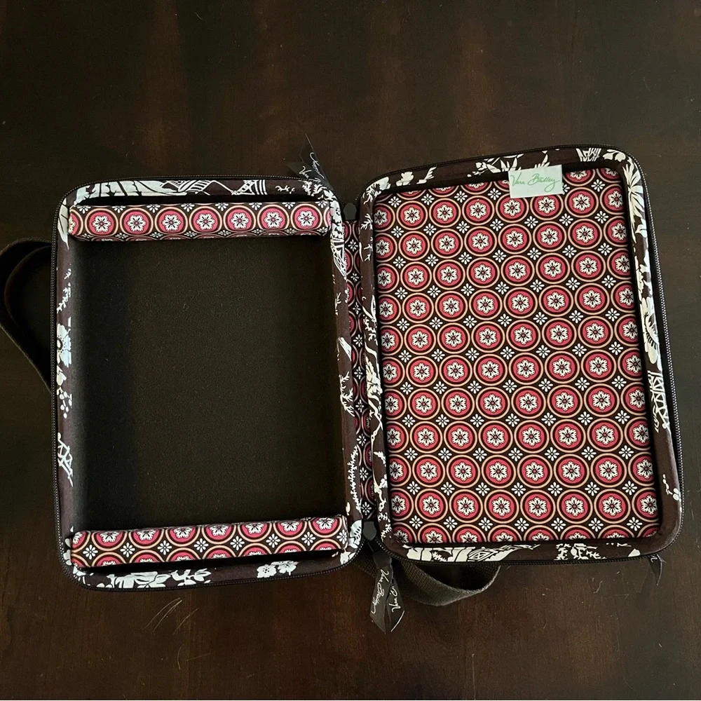 Vera Bradley Brown Imperial Toile Hard Shell Mini Laptop Tablet Case